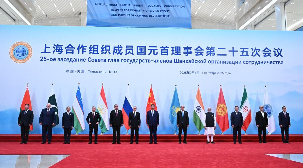 Esta cumbre cuenta con la participación de los países que conforman este bloque: China, India, Rusia, Pakistán, Irán, Kazajistán, Kirguistán, Tayikistán, Uzbekistán y Bielorrusia