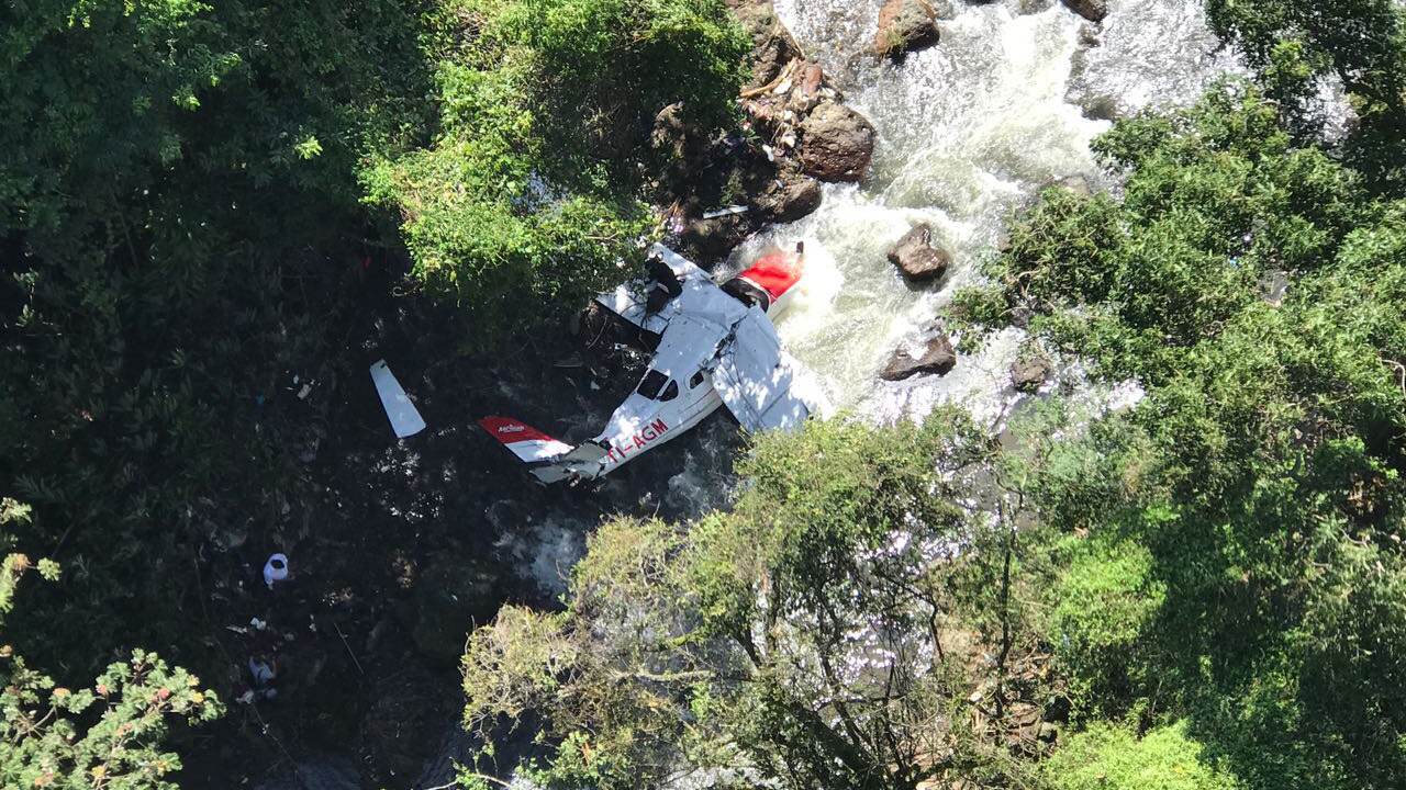El accidente ocurrió tres minutos después del despegue de la avioneta del aeropuerto Tobías Bolaños, en Pavas.