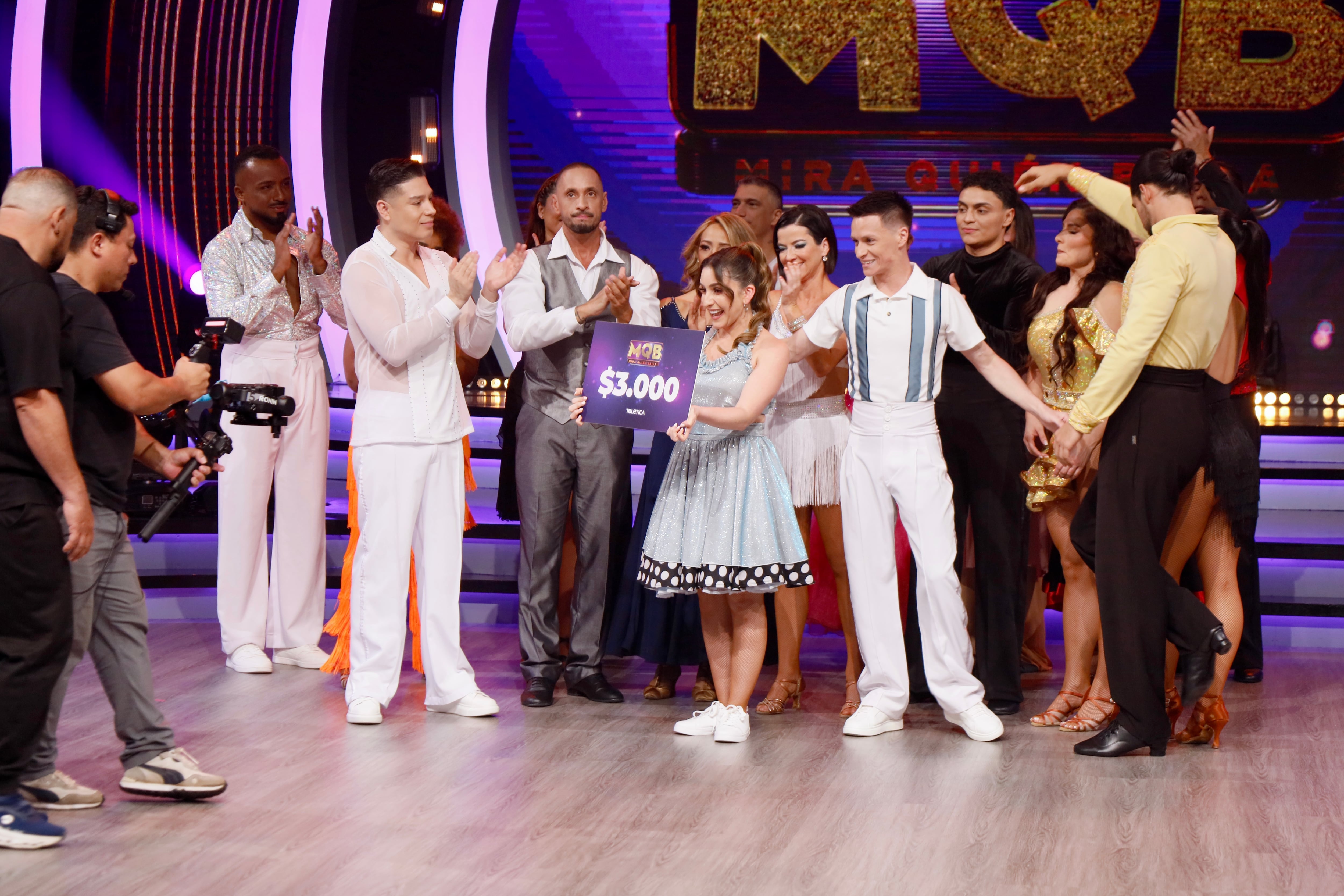Natalia Monge Mira quién baila