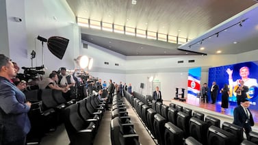 Conferencias semanales de Laura Fernández vuelven al auditorio de Casa Presidencial después de casi tres años