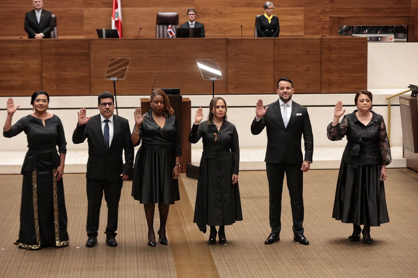 Directorio Legislativo 2026-2027: estos son los seis diputados que controlarán el Congreso sin participación de la oposición