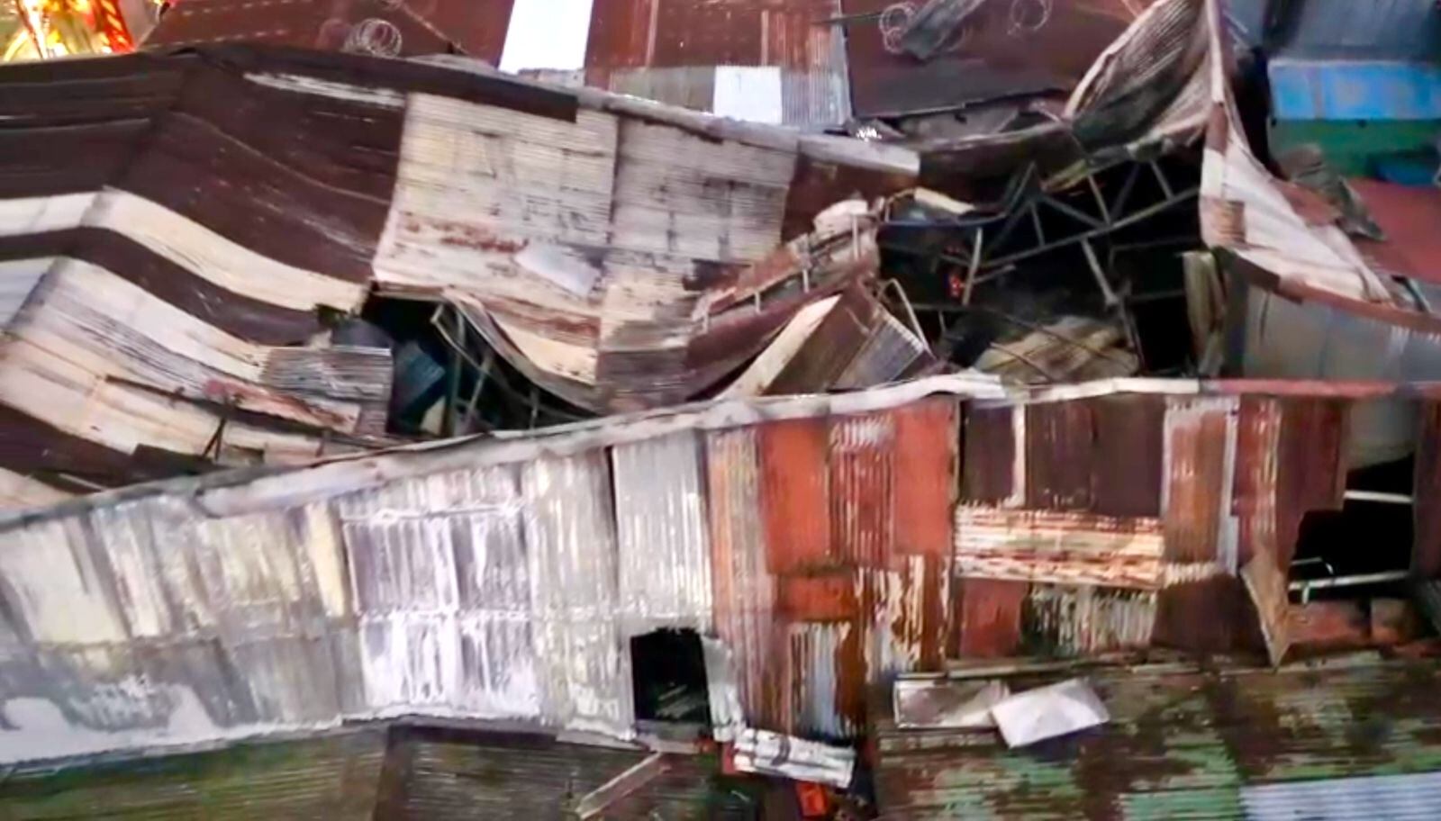 Detalle del inmueble luego de controladas las llamas este 24 de abril. Fotografía: