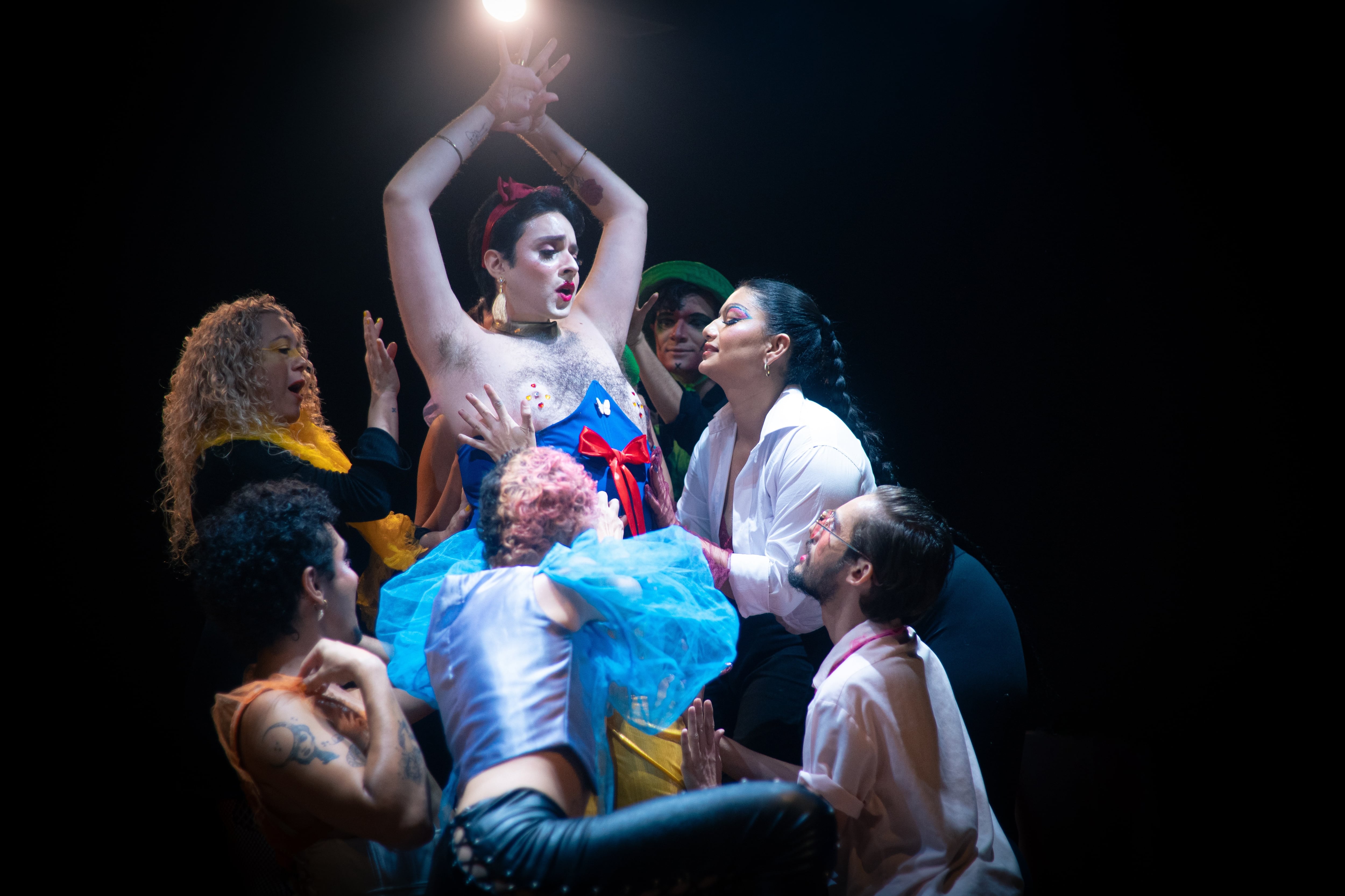 Obra de teatro ‘Blancanievo y lxs 7 torcidxs’.