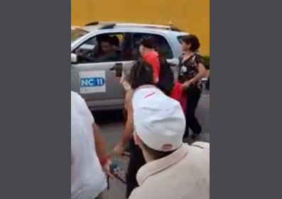 Agreden a periodista y camarógrafo de ‘NC Once’