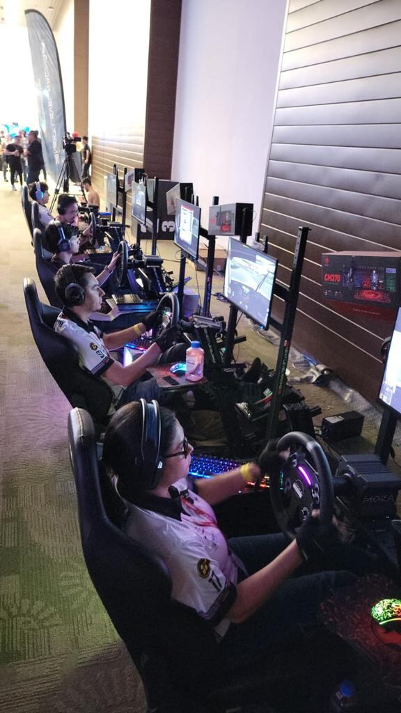 Simracing simuladores de carreras, deportes de carreras connecturday