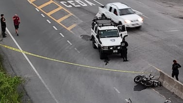 Motociclista fallece tras accidente con tráiler en cruce hacia Río Frío