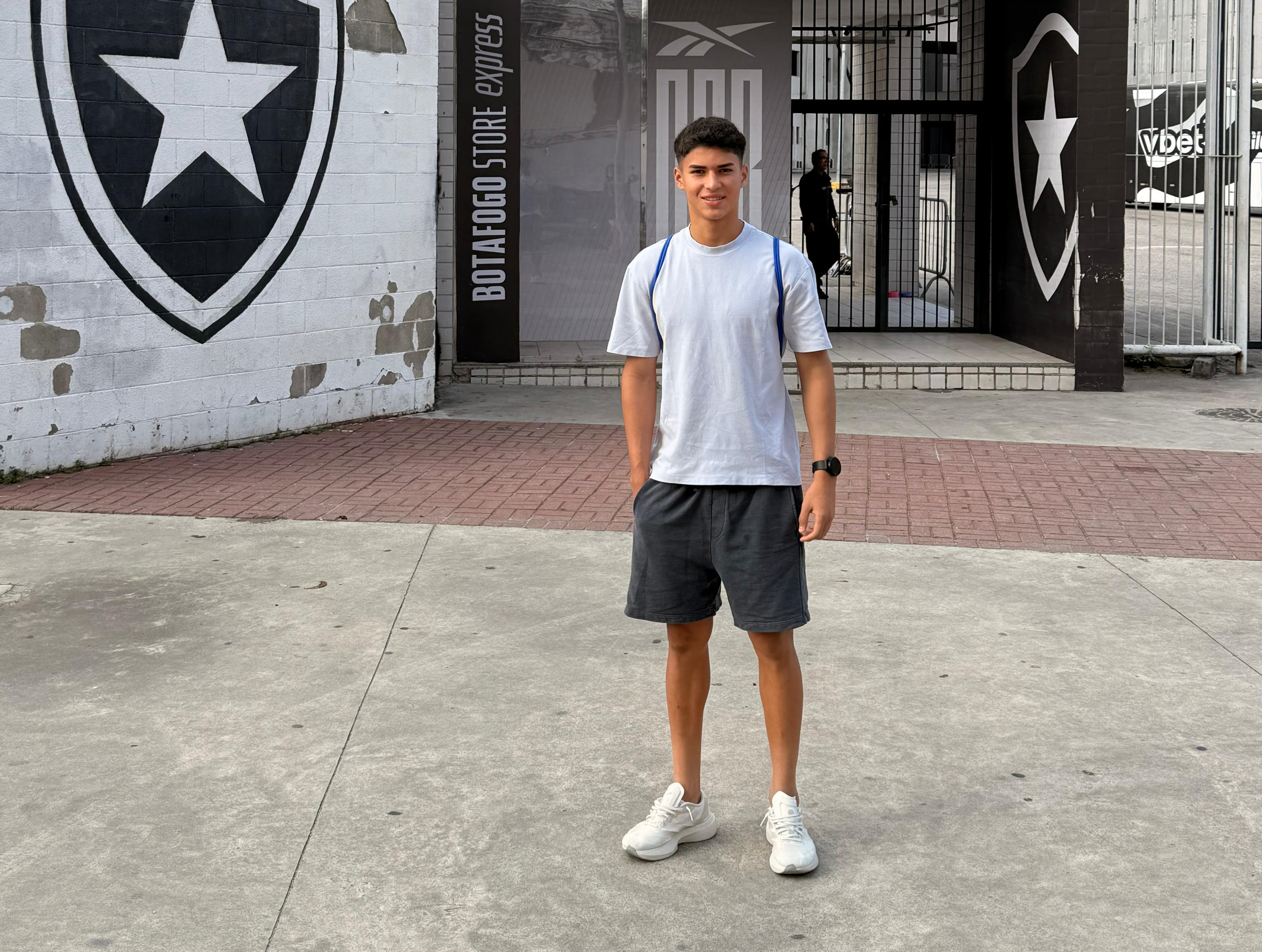 Jorshua Pilarte en las instalaciones del Botafogo de Brasil.