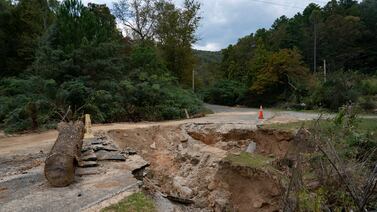 En Carolina del Norte, un valle sigue casi incomunicado una semana después del huracán Helene