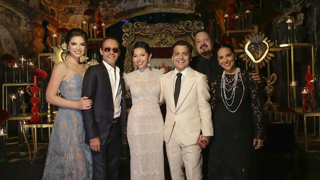 Christian Nodal y Ángela Aguilar