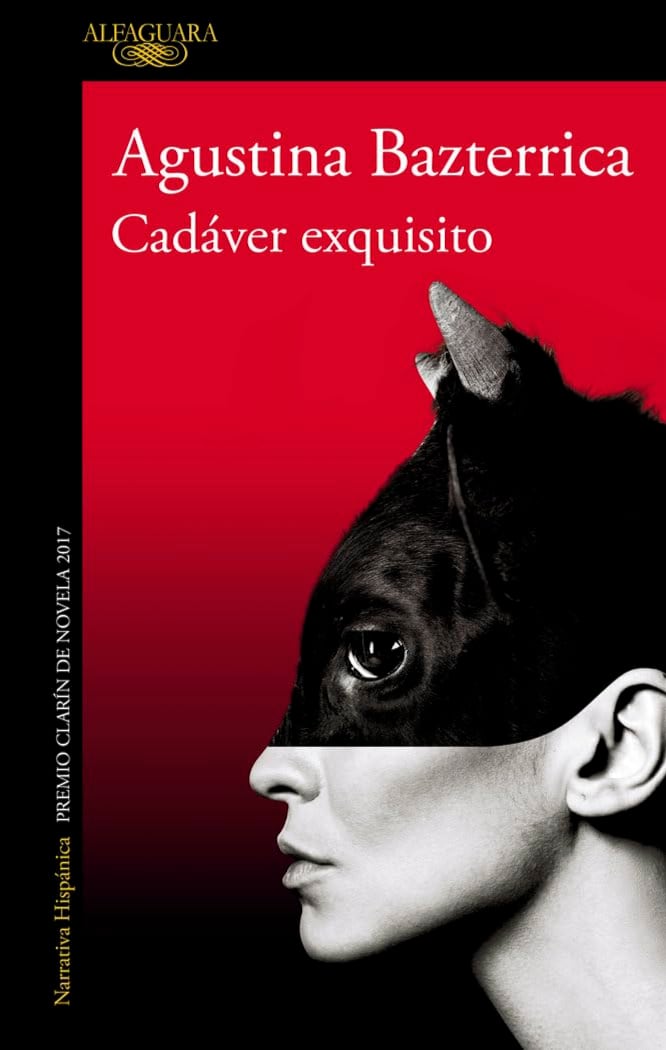 Antes de escribir la primera palabra de 'Cadáver exquisito' la escritora Agustina Bazterrica investigó durante seis meses el funcionamiento de los mataderos, el canibalismo y el abuso animal.