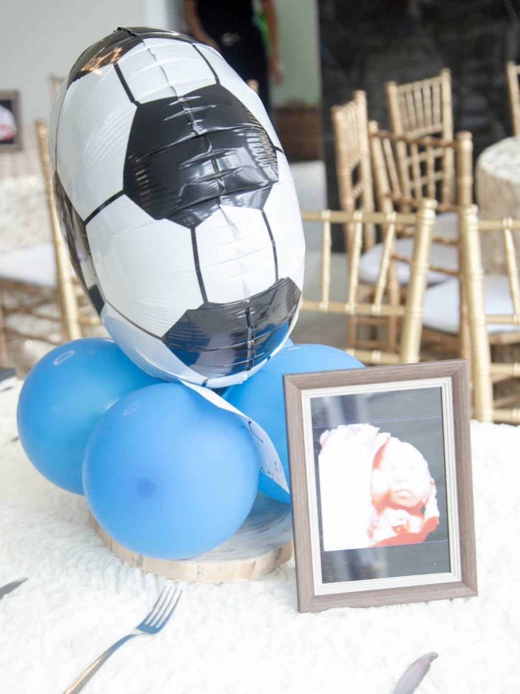 El centro de mesa fue de lo más llamativo en el te de canastilla.