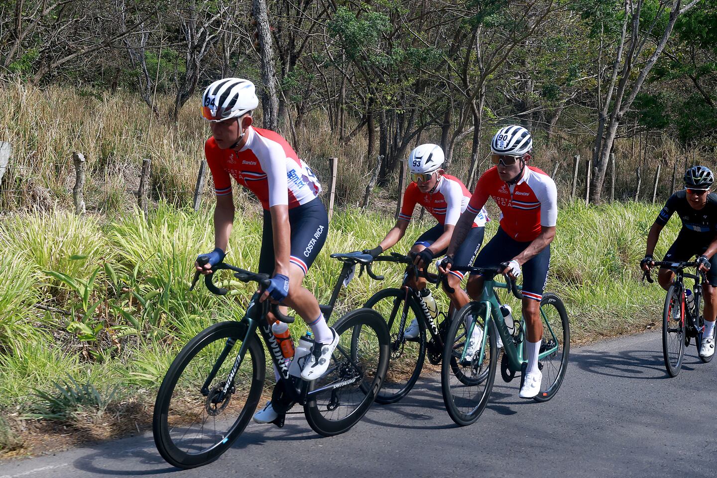 El hijo de Juan Carlos Rojas se luce con medalla en Centroamericanos de Ciclismo