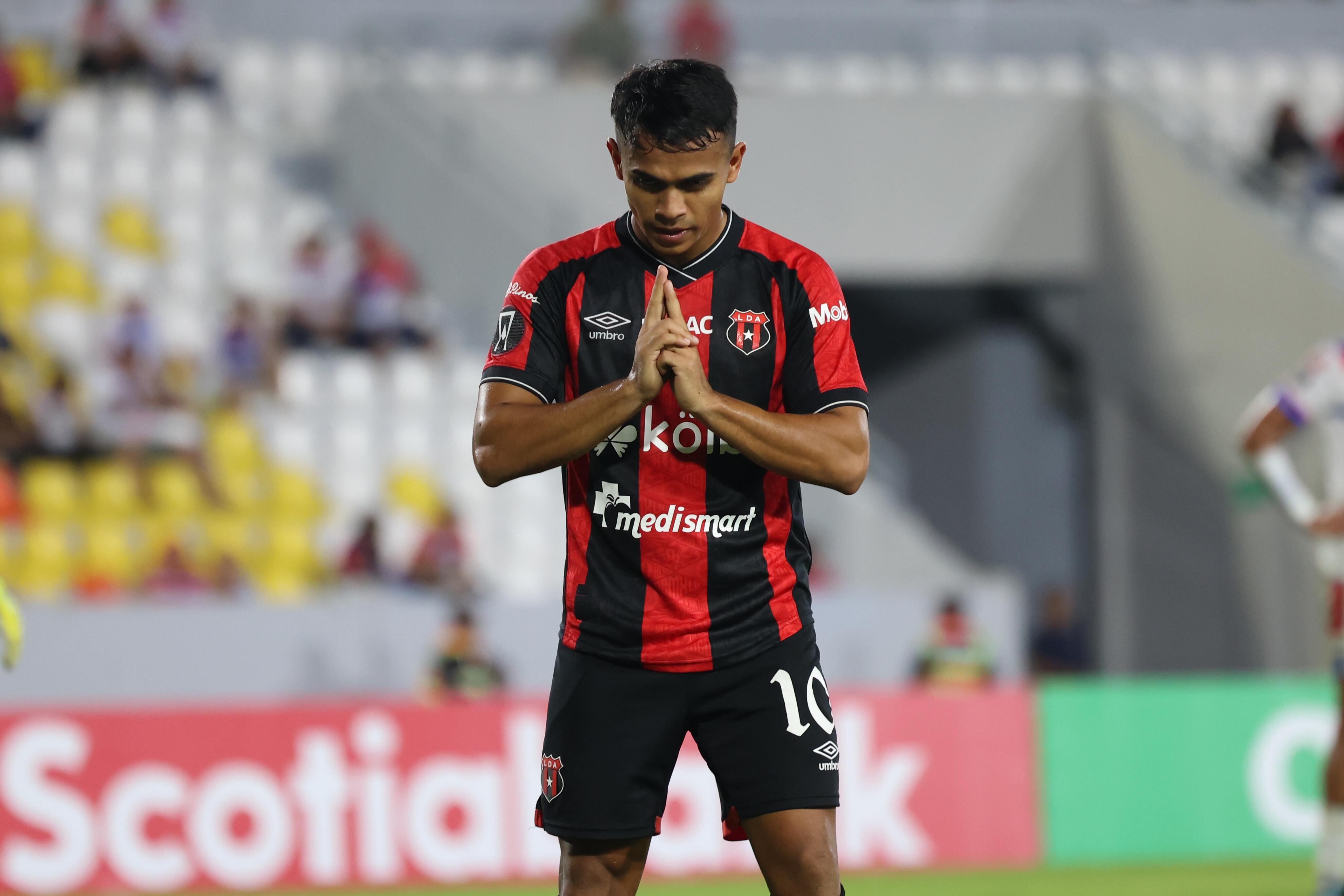 Alajuelense vs Luis Ángel Firpo. Foto: Prensa LDA