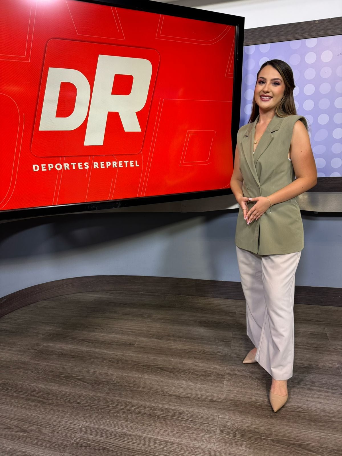 Mariela Jiménez, periodista de Repretel