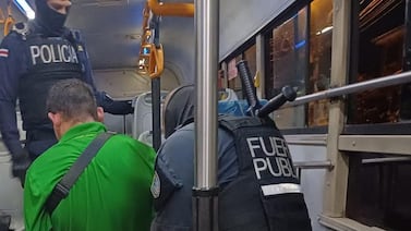 Iban en bus tras crimen: detienen a dos sospechosos del homicidio de conductor en La Unión