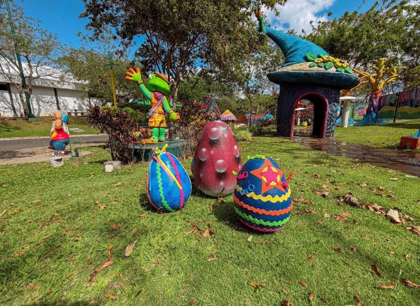 ¿Aún busca planes para Semana Santa? Dragonix y la búsqueda de huevos llegan a Parque Diversiones