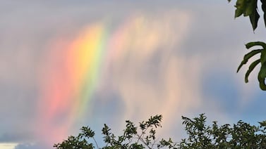 Un fenómeno poco común en el cielo captó la atención en Costa Rica al amanecer