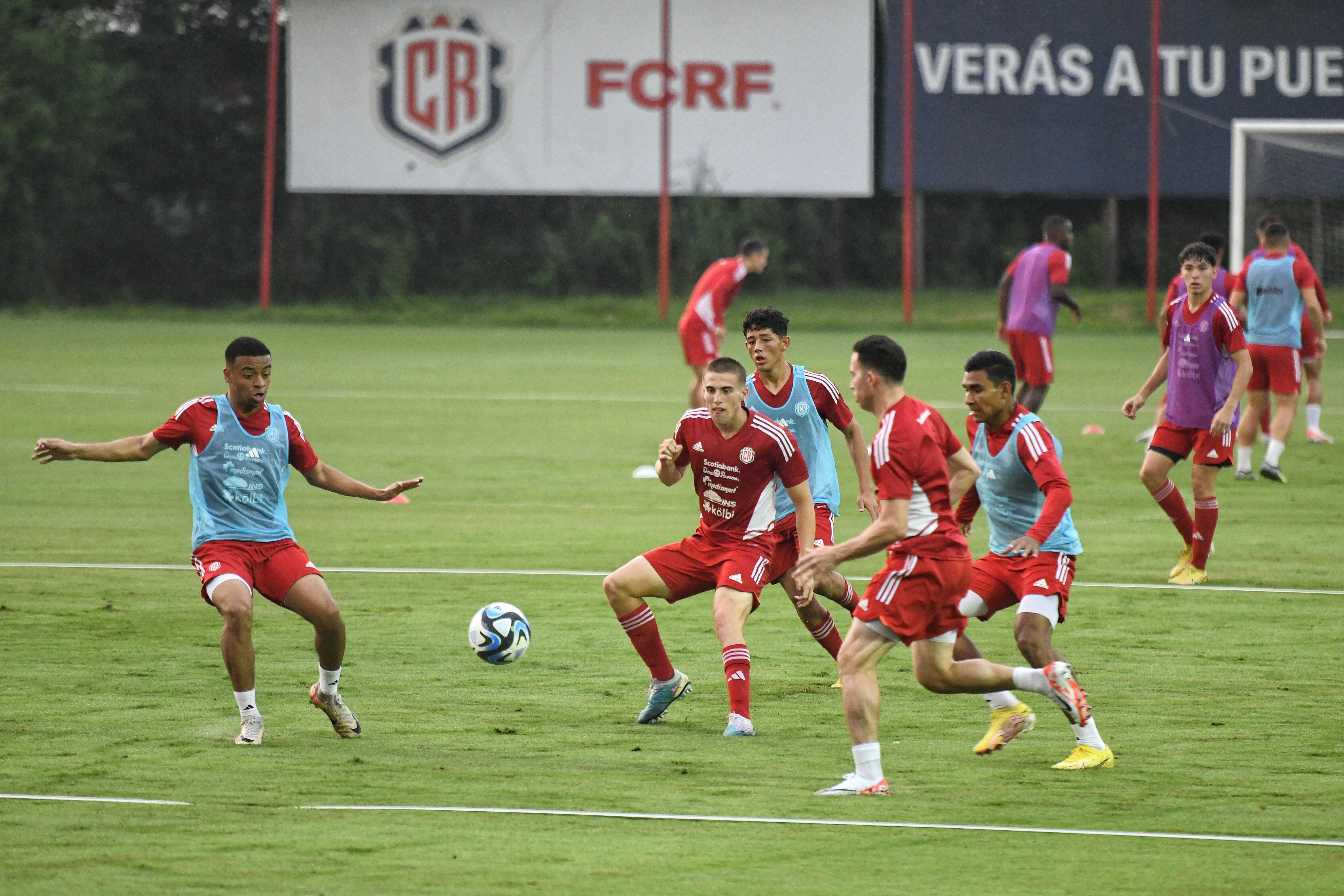 13/11/2023/ Entrenamiento de la selección de Costa Rica previo al juego ante Panamà. El grupo Tico ya está entrenando con el nuevo director Técnico Gustavo Alfaro / foto John Durán
