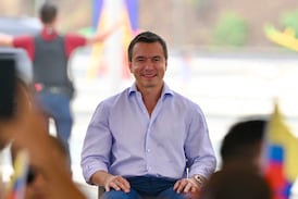 Ecuador expulsa a embajador de Cuba y a toda la misión diplomática