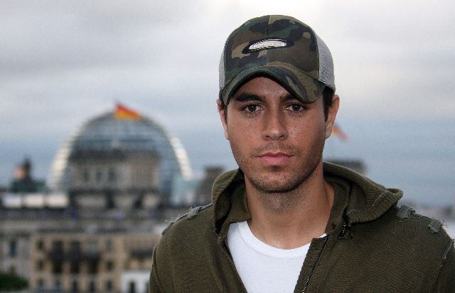 Enrique Iglesias, un repaso por su vida en fotos