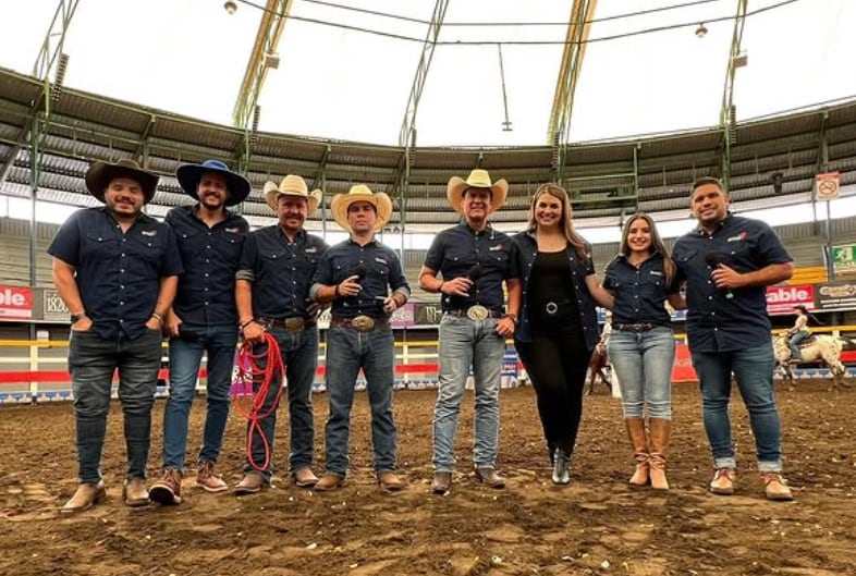 Susana Peña, periodista de Teletica y miembro del elenco de Verano Toreado.