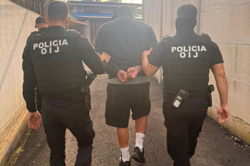 Uno de los sospechosos por agresión a joven de 22 años y apellido Monge en San Ramón. Fotografía: