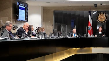 Corte Plena propone seis nombres para tres vacantes de magistrados suplentes de Sala Constitucional
