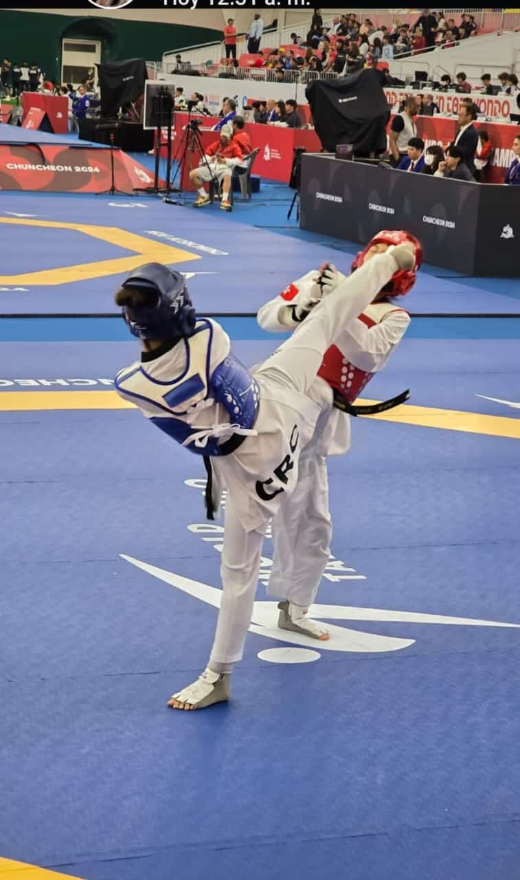 Jaycee Bassett, taekwondo, subcampeona mundial junior