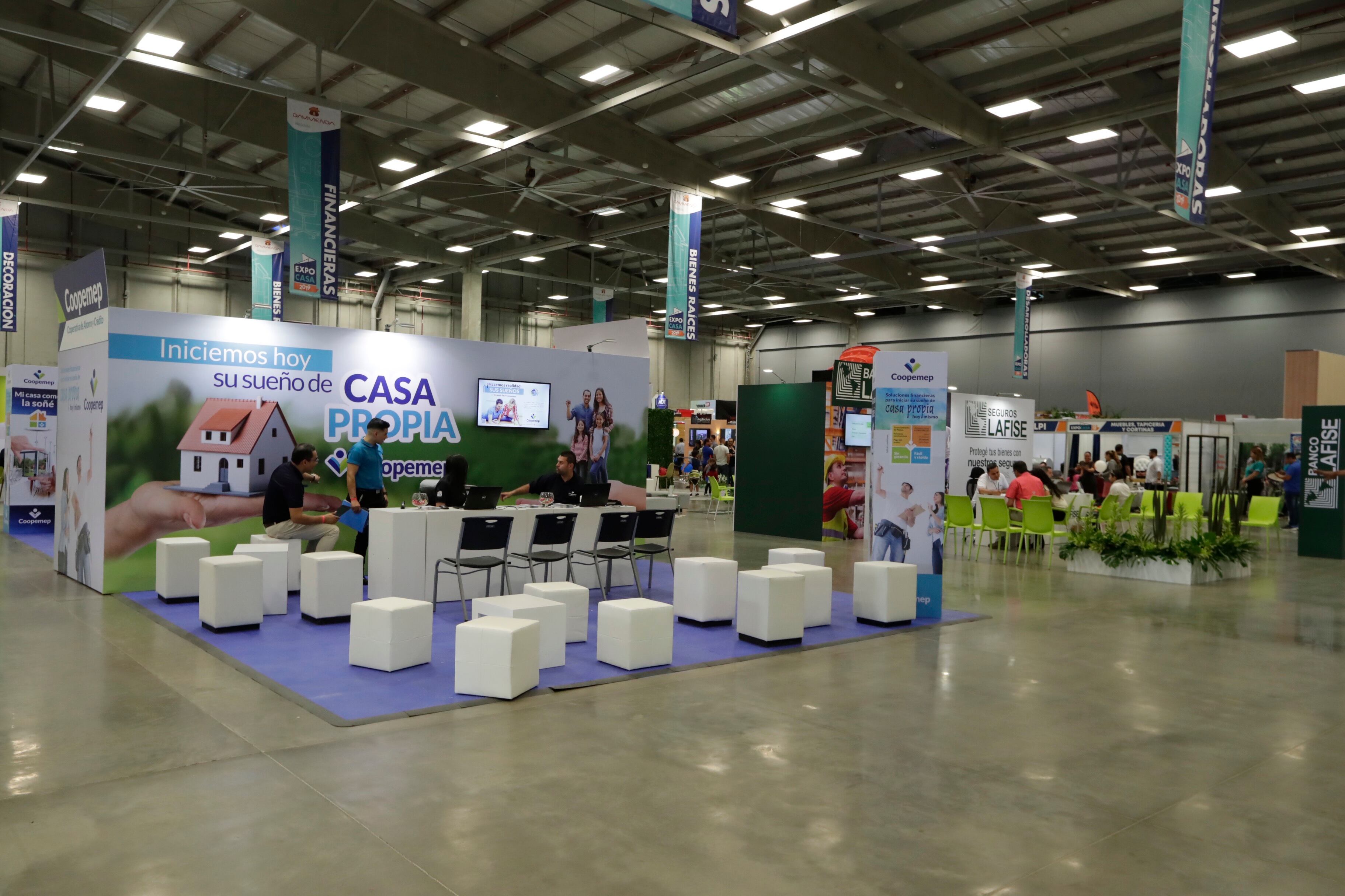 29/08/2019, Alajuela, Parque Viva, inauguración de la ExpoCasa 2019 que trae varios beneficios en financiamiento y nuevos proyectos. Fue inaugurada por Claudia Dobles primera dama de la República, Arturo Giacomin presidente ejecutivo de Davivienda Costa Rica, Irene Campos ministra de Vivienda y hace también yo humano y Mariela Rodriguez gerente general de Parque Viva. Fotografía José Cordero