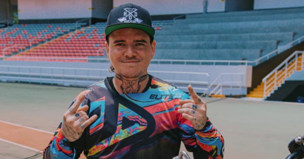 Marco Picado, piloto costarricense e hijo del productor Marco Picado Cozza, celebró un año sin consumir alcohol y relató su proceso de transformación.