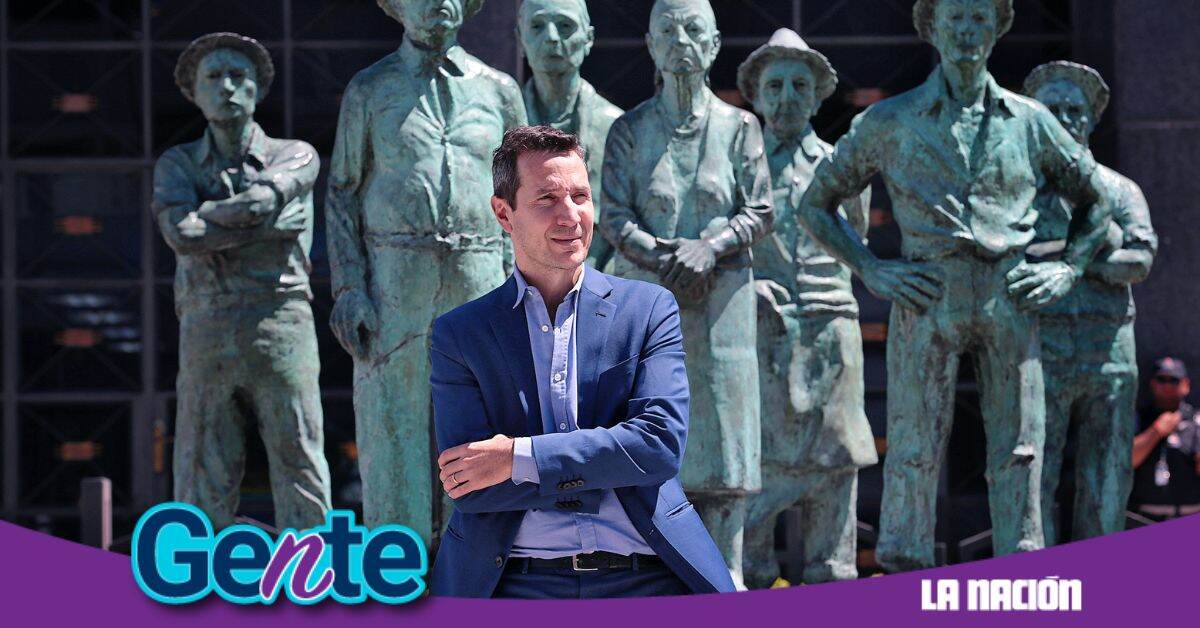 Santiago Acosta es un entusiasta de la economía, pero también es de esos trotamundos apasionados. Nació en Perú, aunque sus padres son argentinos. La primera vez que llegó a Costa Rica lo hizo de mochilero, pero ahora reside en el país como representante del Fondo Monetario Internacional (FMI) y no piensa mucho en el día que tenga que ir.