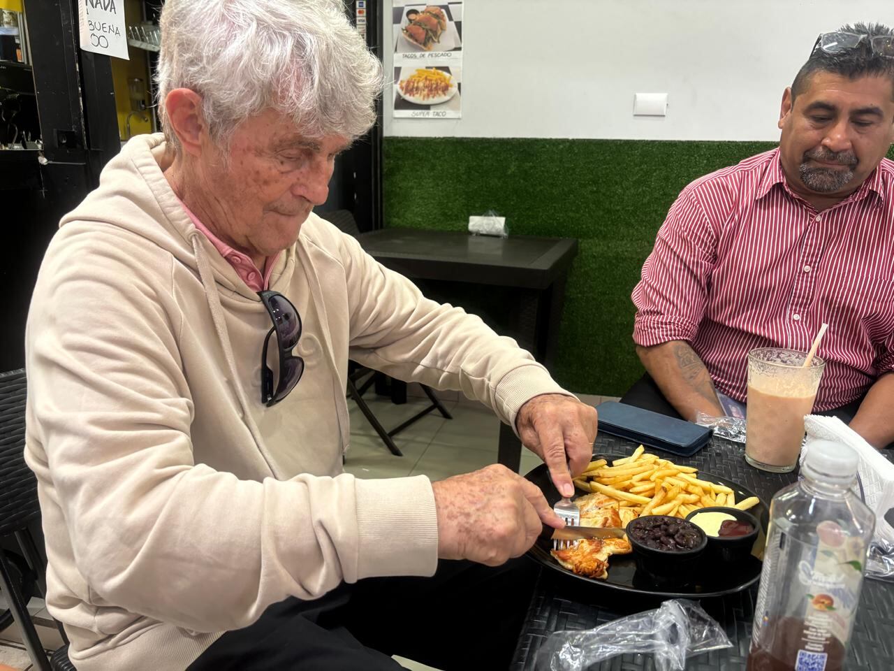 Bora Milutinovic
Visita Mercado Central, San José
12 de junio del 2025
Cortesía