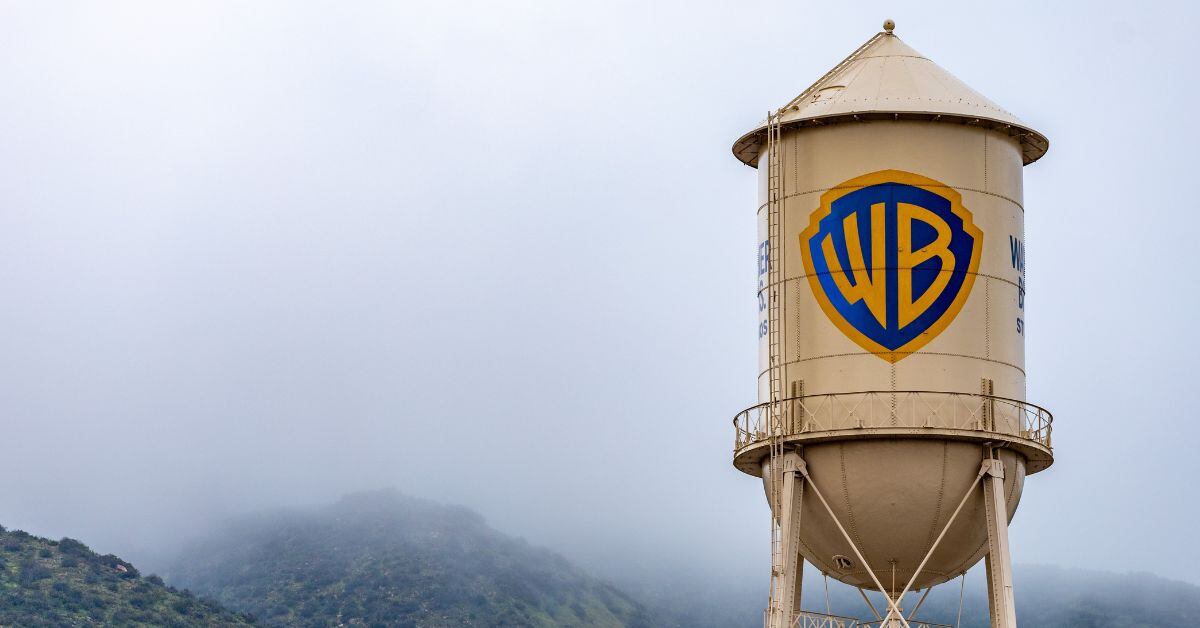 El valor de las acciones de Warner Bros. Discovery se disparó en la bolsa tras informes de que Paramount Skydance presentaría una oferta de compra