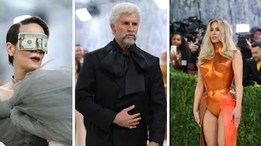 Met Gala 2026: Un Bad Bunny envejecido y caras cubiertas marcan los outfits más extravagantes
