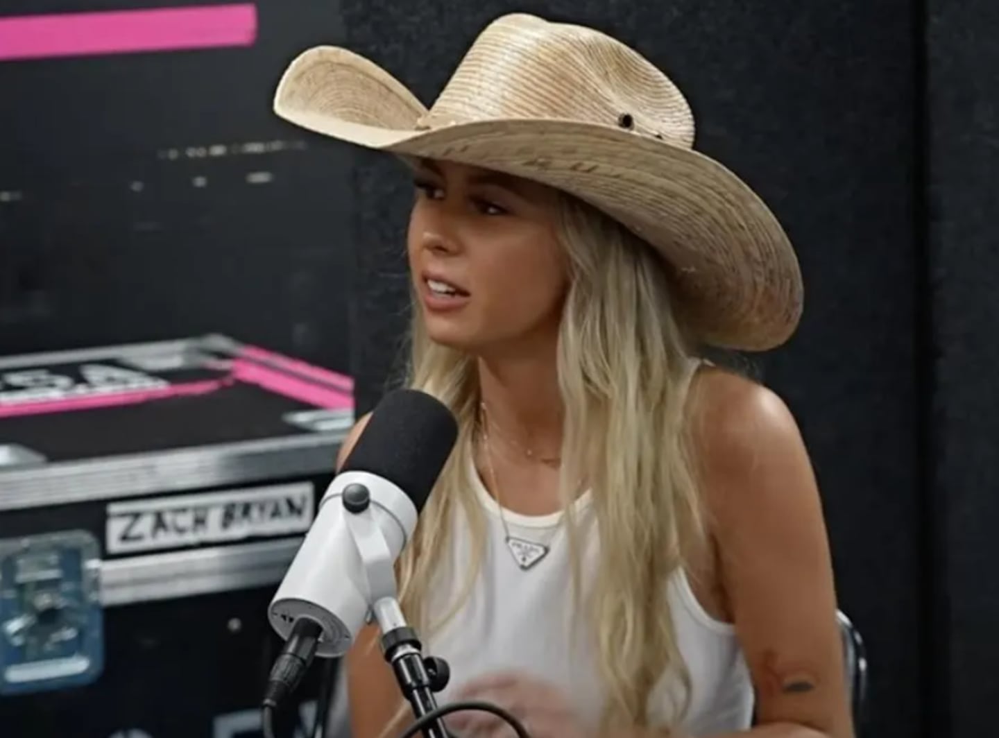 ‘Hawk Tuah Girl’: La historia de la joven que generó miles de dólares ...