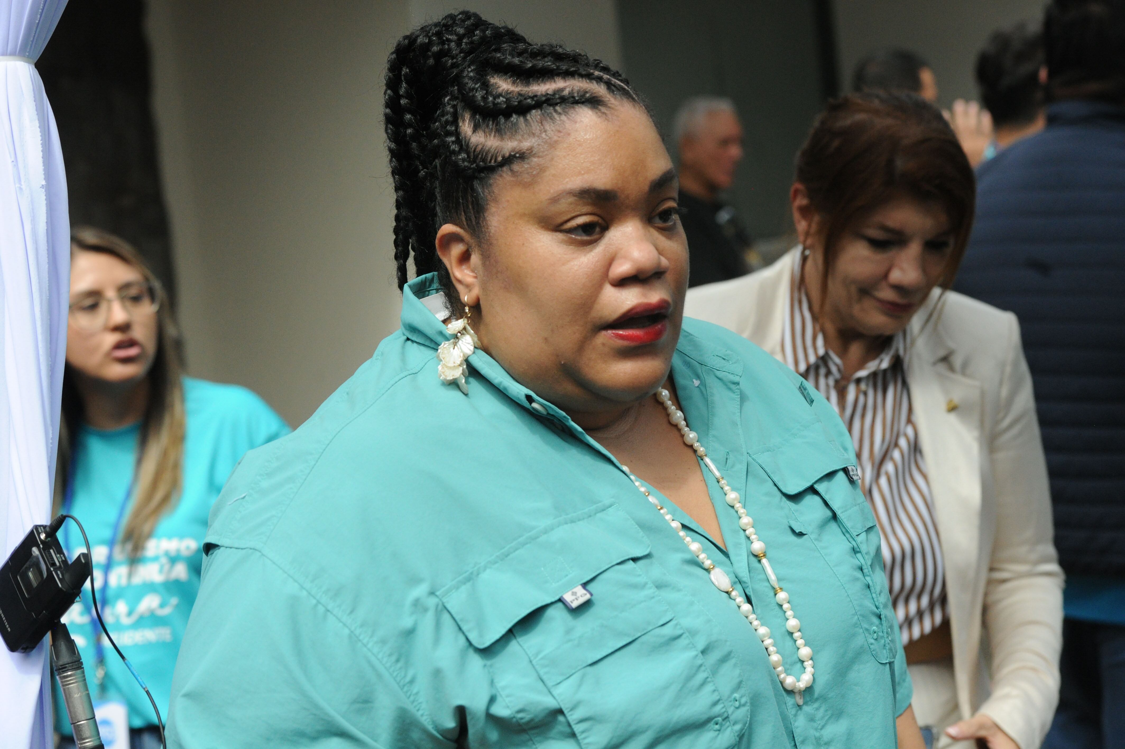 Partido Pueblo Soberano Sra Laura Fernández