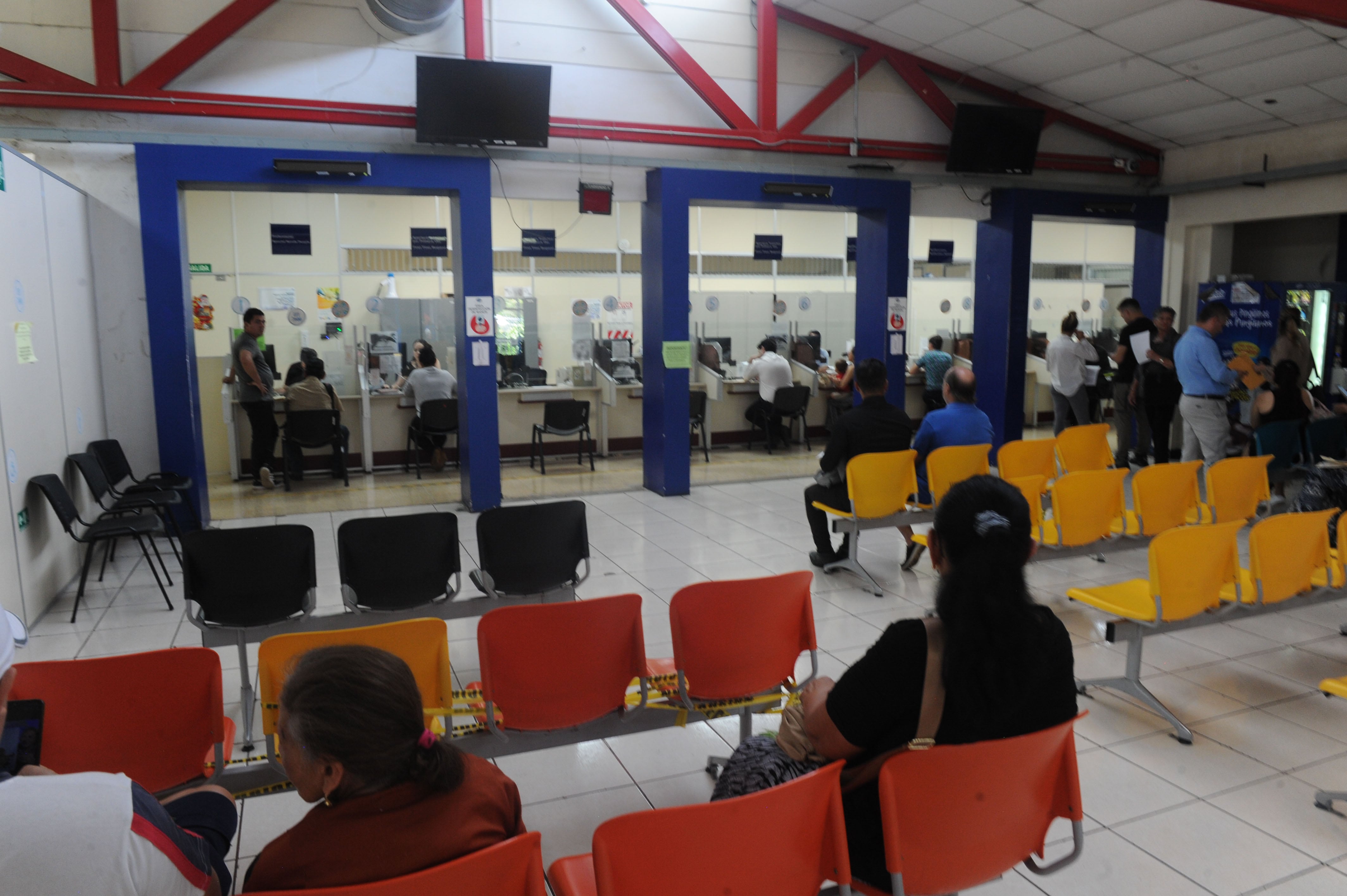 Lic Martha Vindas González, DIMEX