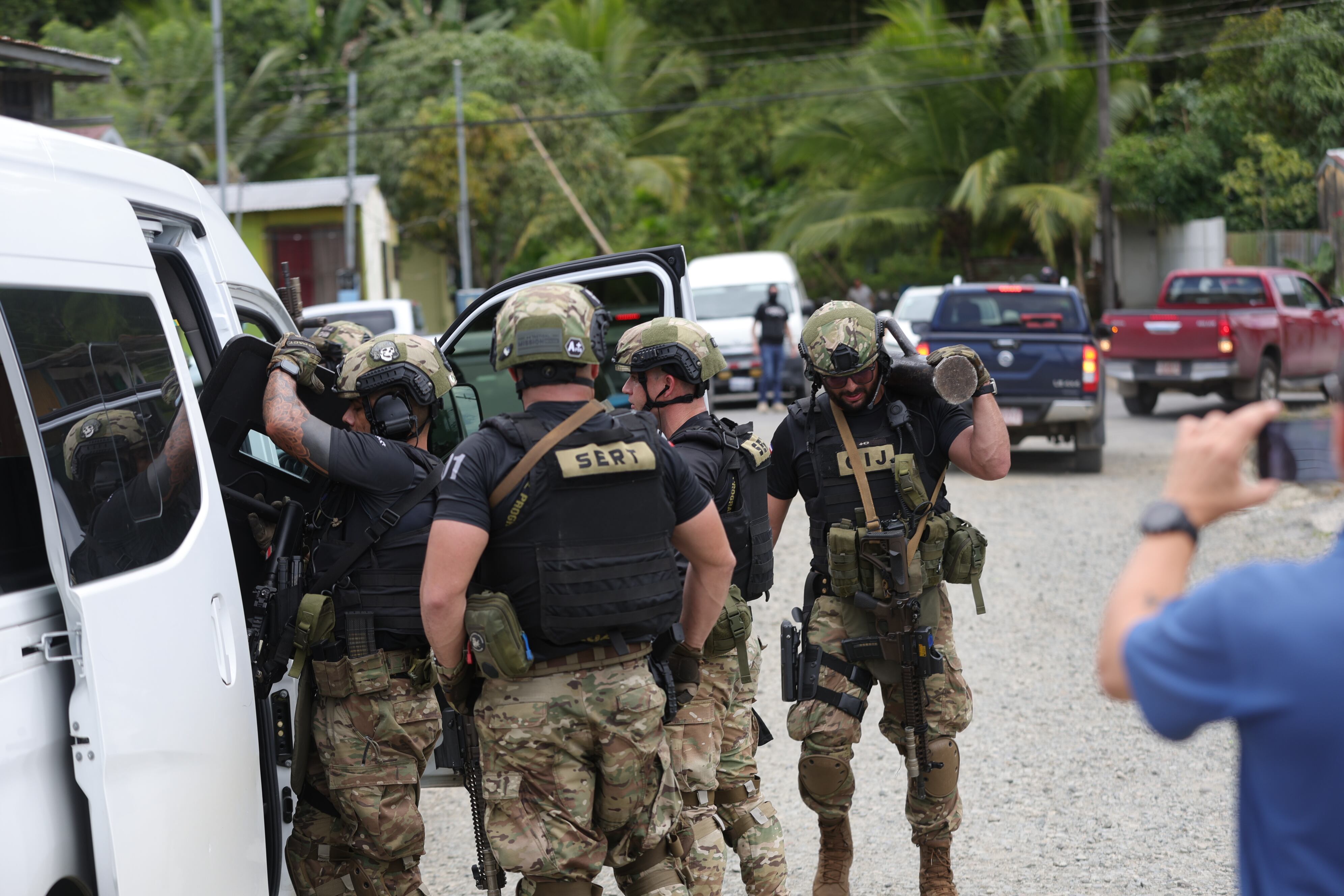 13/08/2025/ Allanamientos en barrio Atlántida para detener a socios de Tony Peña Russell, Caso se conoce como Tony’s boys Grupo se constituyó tras la captura de Tony el año pasado / foto John Durán