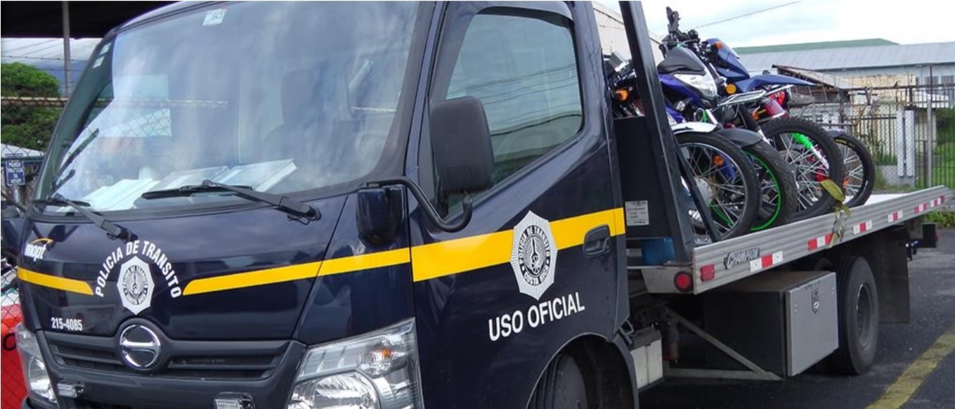 Mopt decomisa motos y autos