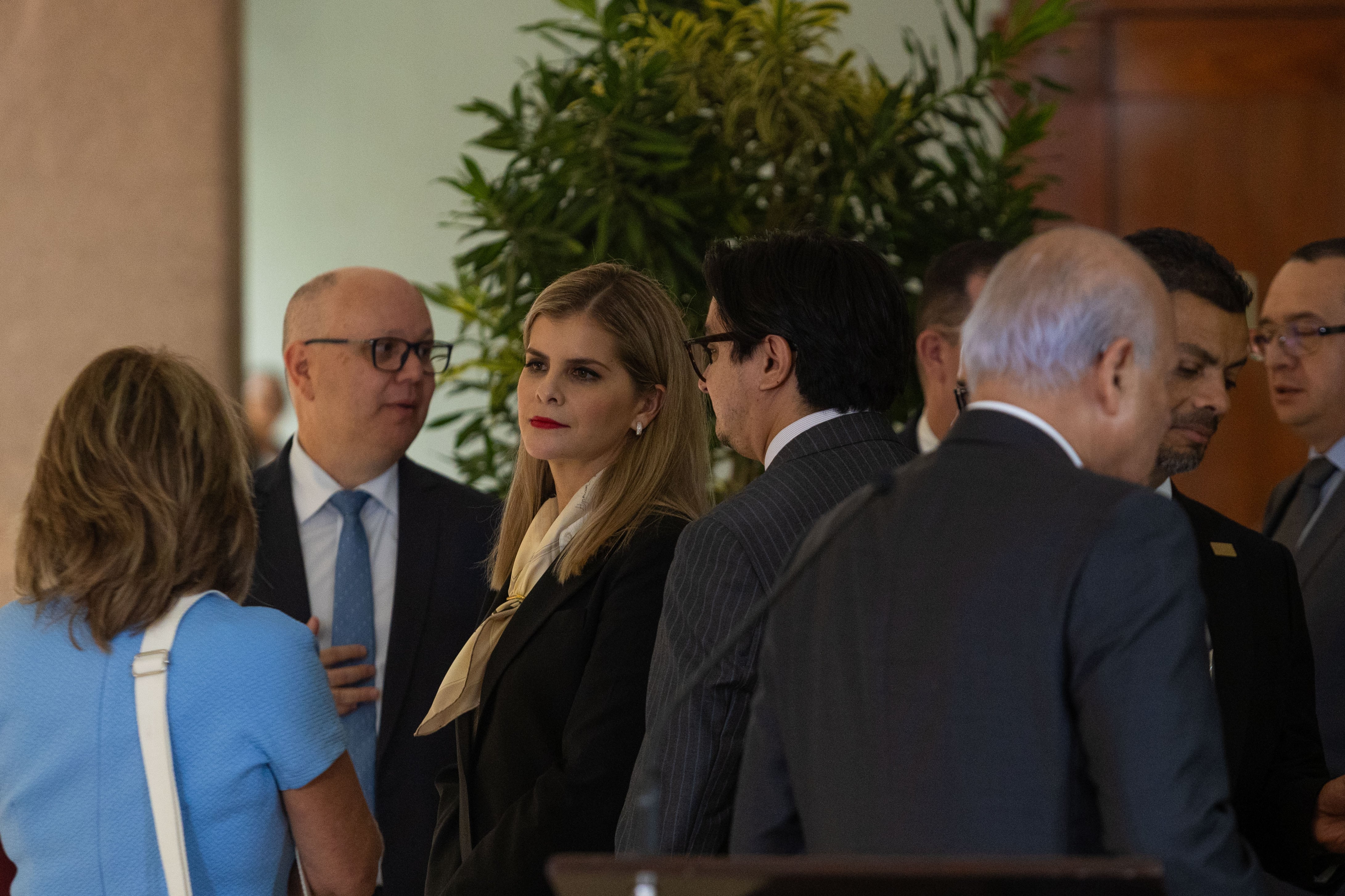 Los jerarcas del Poder Judicial y Laura Fernández se reunieron en casa presidencial. Laura Fernández, Orlando Aguirre, Patricia Solano, Carlo Díaz, Michael Soto, Fernando Castillo y Rodrigo Fernández.
