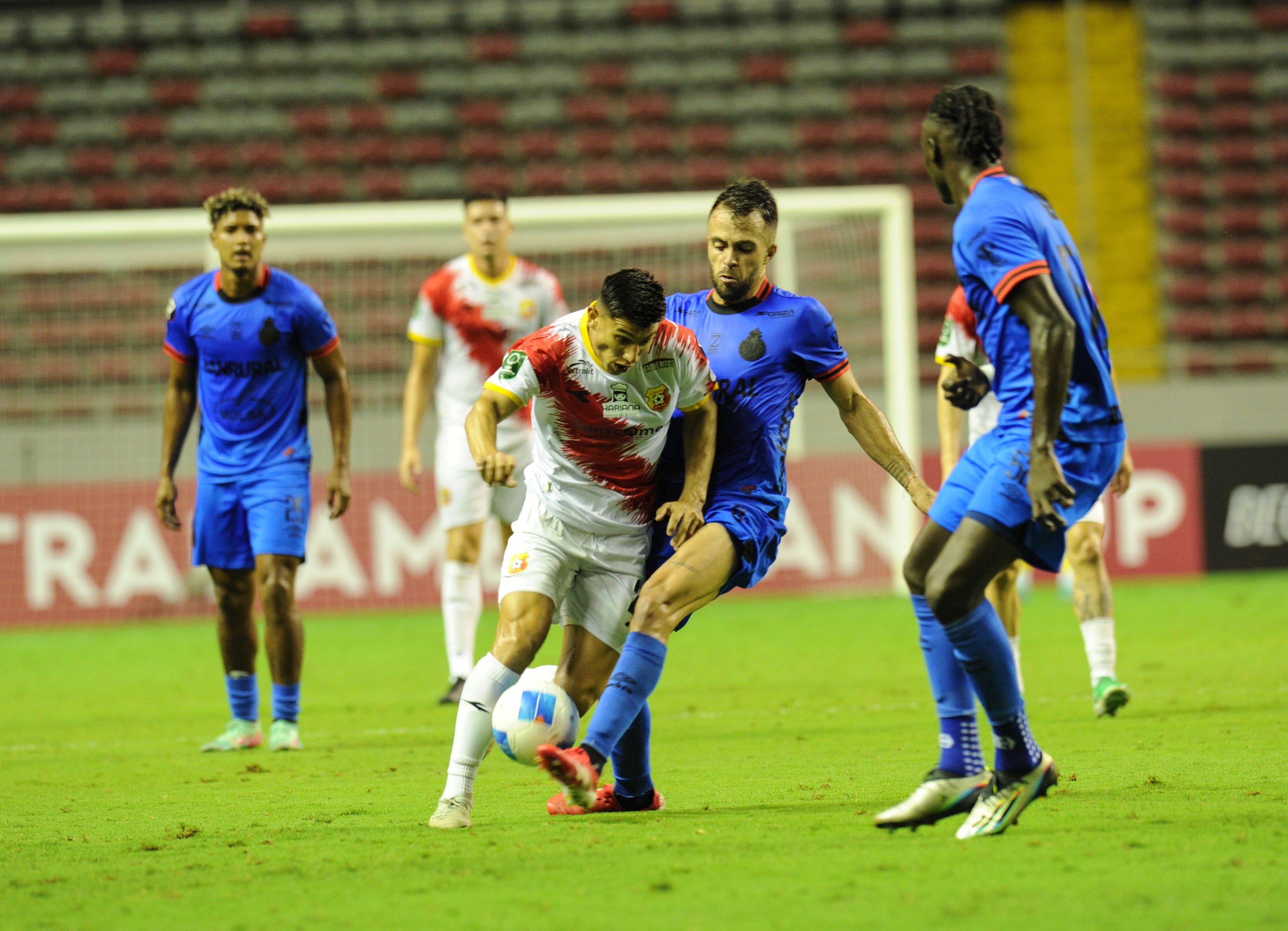Herediano vs Municipal de Guatemala.