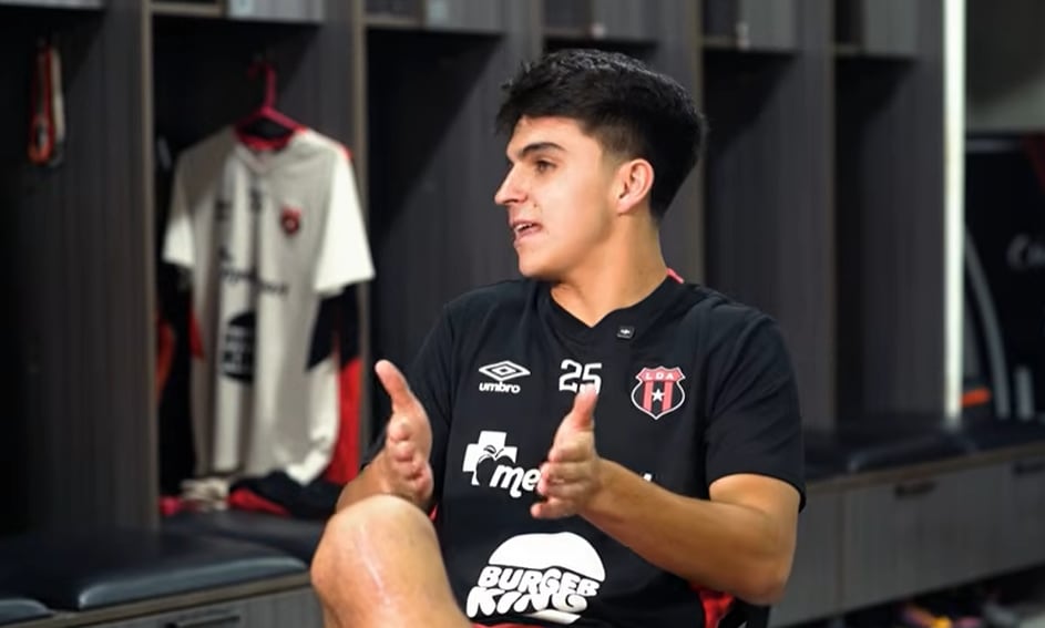 Santiago van der Putten sufrió en marzo pasado una ruptura completa del ligamento cruzado anterior de la rodilla derecha.
