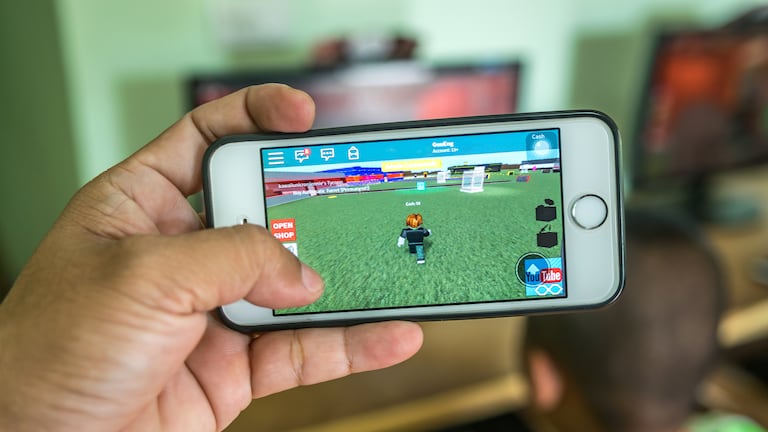 ‘Soy hijo del Eterno’: así operan pedófilos que acosan menores en videojuegos como Roblox, Fortnite y Minecraft