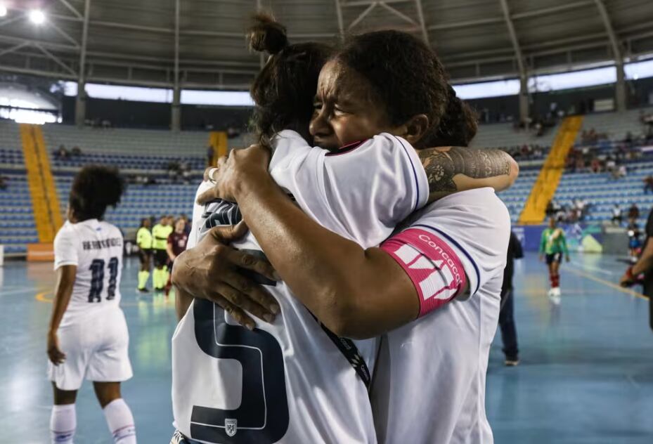 Kenia Rangel lloró de la emoción cuando la Selección de Panamá se clasificó al primer Mundial Femenino de Fútbol Sala.