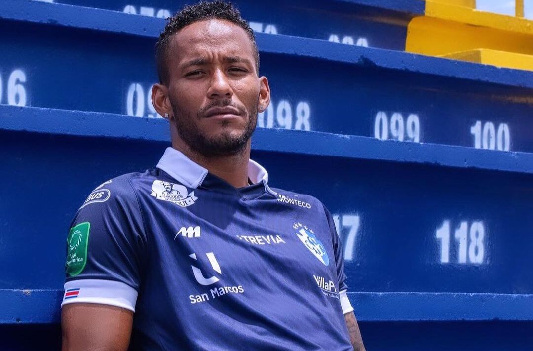 Jeikell Venegas, jugador del Club Sports Cartaginés.