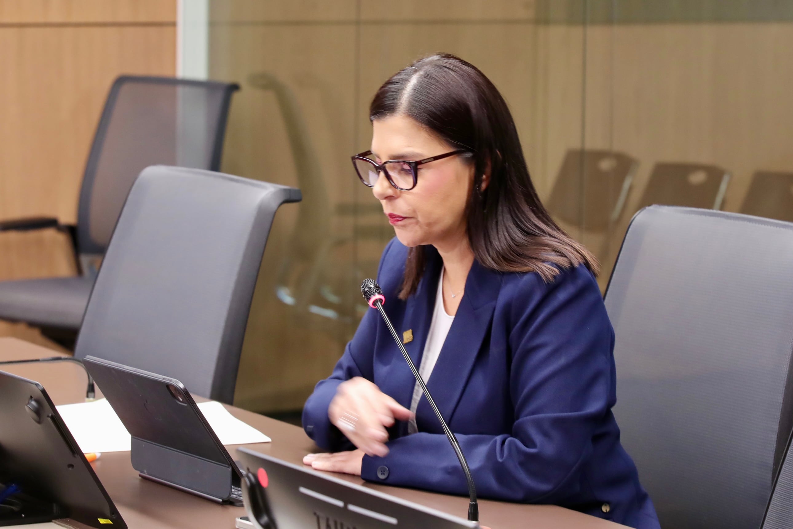 Este 1.° de octubre, el Consejo de Gobierno suspendió por 20 días, sin goce de salario, a la presidenta ejecutiva del Instituto Nacional de Seguros (INS), Gabriela Chacón Fernández.