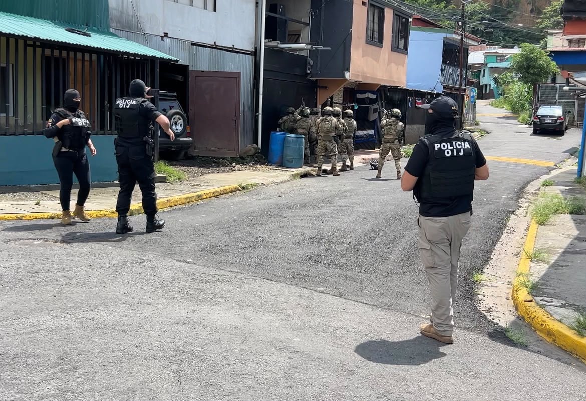 Allanamiento Plan Escudo, barrio Corazón de Jesús, La Uruca.