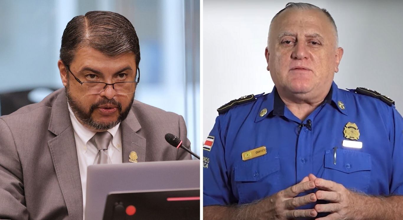 A la izquierda el ministro de Seguridad, Mario Zamora, a la derecha el director de Bomberos, Héctor Chaves.