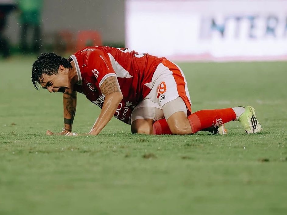Diego Campos sufrió una lesion de ruptura de ligamento cruzado en abril pasado.