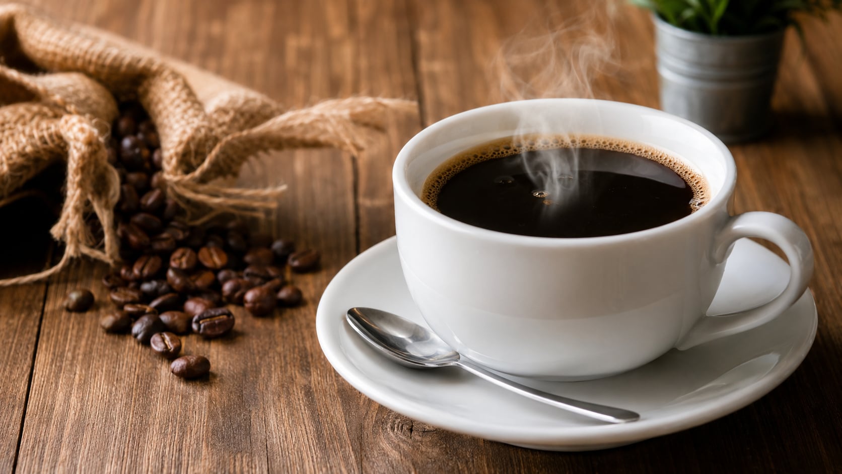 Estudios científicos relacionaron el café filtrado y sin exceso de azúcar con una vida más larga y menor riesgo de enfermedades.